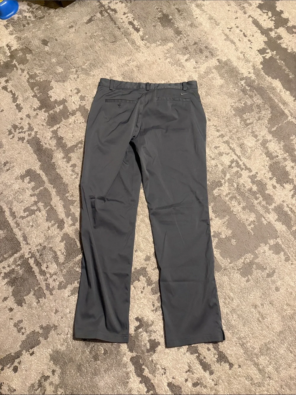 Nike Men's Dark Gray Straight-Leg Chino Pants